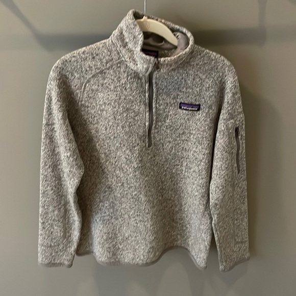 Patagonia Tops - Patagonia Pullover Size M